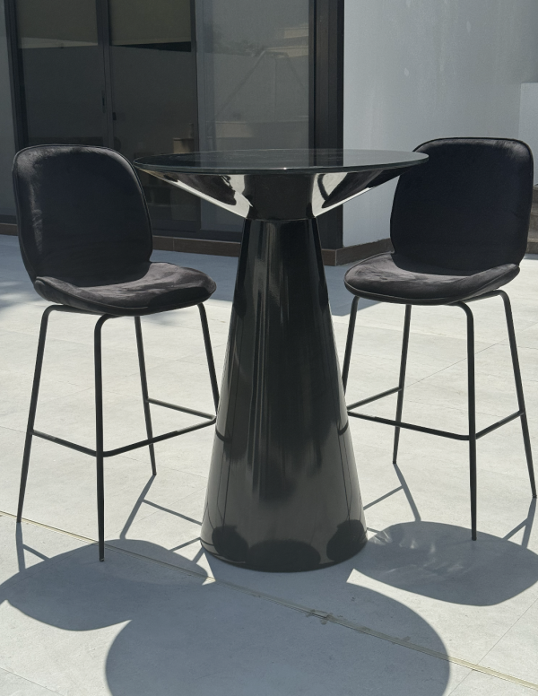 Neo Black Cocktail Table